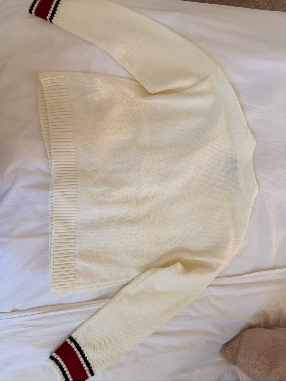 Tommy Hilfiger Cream Knit Sweater with Embroidered Crest - Picture 6 of 10
